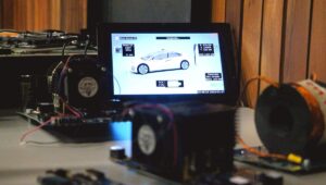 Investigadores chilenos desarrollan tecnología que reutiliza el 70% de baterías de litio desechadas