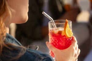 Para disfrutar en verano: la frescura de la sangría ahora en un nuevo formato