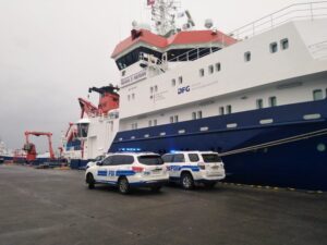 Investigan la muerte de una mujer alemana arriba de un buque científico en Magallanes