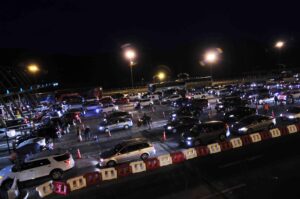 Peak será a las 20:00 horas: Carabineros proyecta el regreso de más de 300 mil vehículos