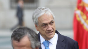 Sebastián Piñera dice solidarizar con el presidente Gabriel Boric, pero...