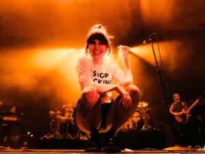 La extraña petición de Hayley Williams durante el concierto de Paramore en Chile