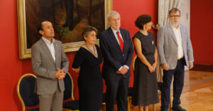 Sin cambios en el comité político: presidente Boric renueva su gabinete y llegan cinco nuevos ministros