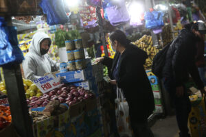 Tiempos de inflación: ¿Por qué es importante la educación financiera en Chile?