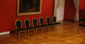 Presidente Boric resolvió el misterio de las sillas en el cambio de gabinete