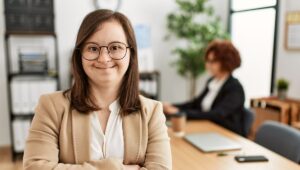 CON nosotros, no POR nosotros