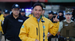 Carter defiende demolición de narco-casas: 