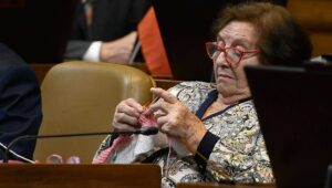 Nueva polémica de María Luisa Cordero: acusa a senadora Campillai de 