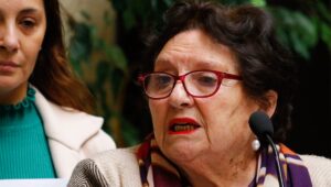María Luisa Cordero reitera que Fabiola Campillai puede ver: