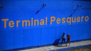 Por qué locatarios iniciaron una protesta en el Terminal Pesquero Metropolitano y las implicancias que tendrá