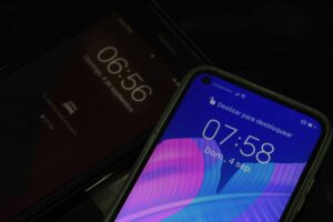 Cambio de hora: ¿Se adelantan o se atrasan los relojes este sábado?