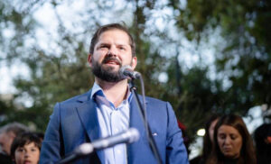 Boric plantea sentar bases de un Estado de bienestar en los próximos tres años y advierte acecho del populismo