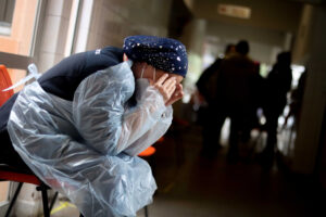 Cómo reconocer un ACV, la lesión cerebral que afecta a la joven hija de Mauricio Flores