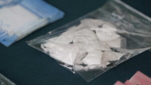 Persecución policial en La Pintana dejó tres detenidos y la incautación de cinco kilos de cocaína