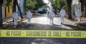 Venezolano y estaría con tobillera: identifican a sospechoso por asesinato de carabinero