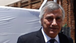 Ex ministro de Hacienda: 