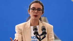 Camila Vallejo aclara que Plan Calle sin Violencia se aplicará en las comunas a partir de mayo