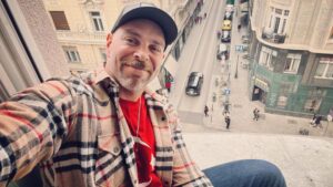 De Francia al Centro de Justicia: la travesía de José Antonio Neme para declarar por querella de Cathy Barriga