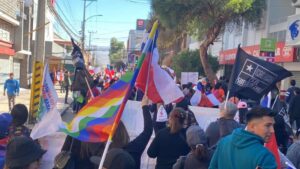 VIDEOS - Miles de personas marcharon contra la violencia en Calama en medio del paro