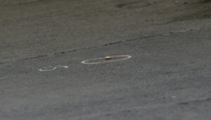 Recibió siete disparos por la espalda: individuo en asesinado en la vía pública en Valparaíso