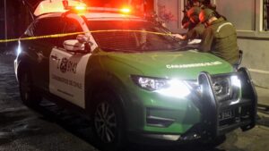 Buscan a hombre que asesinó a puñaladas a una mujer en el Barrio Franklin