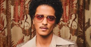 Cuáles son las locaciones que ya se agotaron para el concierto de Bruno Mars en Chile