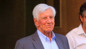 Contraloría acredita entrega irregular de sobres con dinero en efectivo a Raúl Torrealba