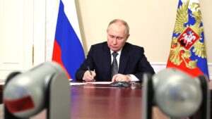 Rusia culpa a Ucrania de intentar asesinar a Putin disparando al Kremlin con drones