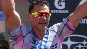 Cristián de la Fuente publica foto con fea lesión en el tobillo tras corrida