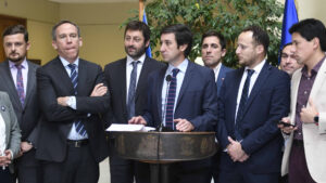 Golpe a Kaiser: UDI presenta proyecto para respetar 