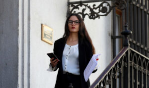 Vallejo endurece el tono contra las isapres por las críticas a la ley corta: 