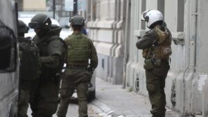 Joven de 14 años acuchilló a su vecino en Puente Alto