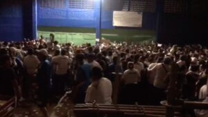 VIDEOS - Heridos y fallecidos: lo que se sabe de la fatal estampida en estadio de El Salvador