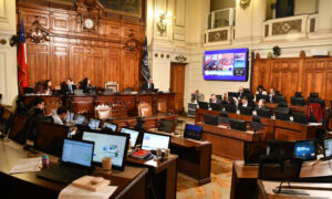 Órdenes de partidos y derogación popular de leyes: las normas aprobadas por Comisión de Expertos sobre el sistema político