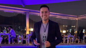 Trovador del Gol logra salida alternativa en juicio por violencia intrafamiliar contra ex pareja e hijo