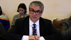 Marcel vincula condonación del CAE a reforma tributaria: 