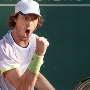 Nico Jarry avanza en Roland Garros