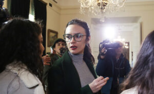 Ministra Vallejo explicó los plazos de La Moneda para abordar la condonación del CAE