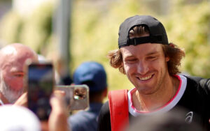 Roland Garros: la hora, el rival, el premio y todo lo que debes saber de Jarry en su momento soñado