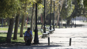 Vuelco en caso de secuestro en el Parque Almagro: víctima les debía dinero por drogas a sus captores
