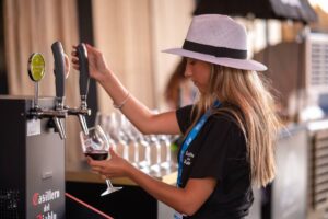 Wine On Tap: el nuevo sistema de vino en copa que Casillero del Diablo trae a Chile