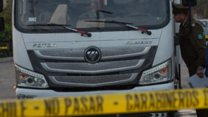 Investigan muerte de un hombre al interior de un camión en la Ruta 5 Norte