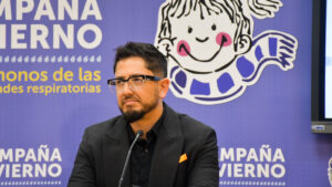 Las muertes y errores que provocaron la renuncia de Fernando Araos en medio de la crisis sanitaria