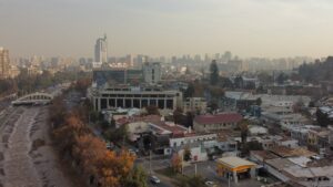 Cuáles son las patentes con restricción por la Alerta Ambiental en la RM este miércoles