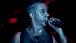 Fiscalía de Alemania investigará a vocalista de Rammstein por abuso sexual