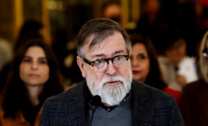 El paro y las demandas que presionan a Jaime de Aguirre en el Ministerio de las Culturas