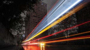 VIDEOS - Lluvias y viento dejan más de 37 mil clientes sin luz en la Región Metropolitana