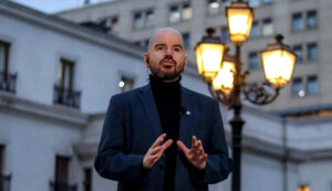 Giorgio Jackson interviene en la crisis de RD y reconoce que 