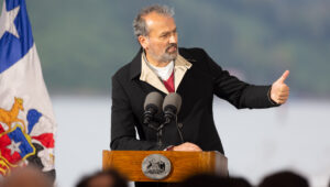 Gobernación de Los Lagos analiza acciones legales contra canal de TV tras reportaje de entrega de fondos a fundaciones