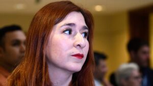PDI allana residencia de diputada RD Catalina Pérez en búsqueda de Daniel Andrade